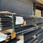 Ca. 37x Douglas planken fijnbezaagd zwart gecoat, 22x200mm, lengte 400